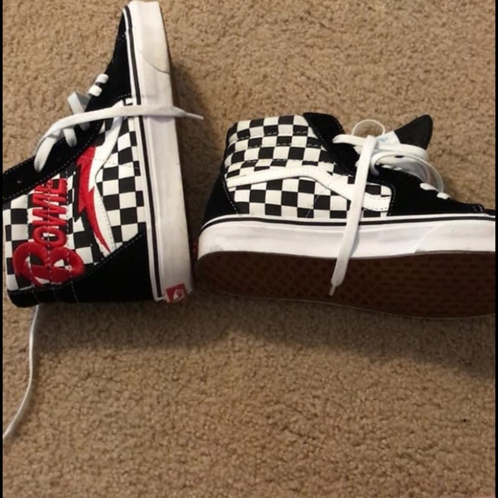 David bowie size 8.5 women's vans worn one time.